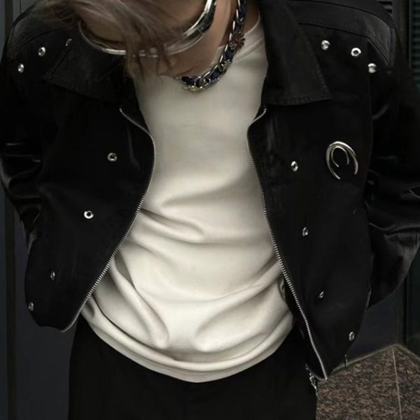 28cc25f2-b7c6-4c09-b949-db21a199554e Design A High Street Feel Padded Shoulder Jacket