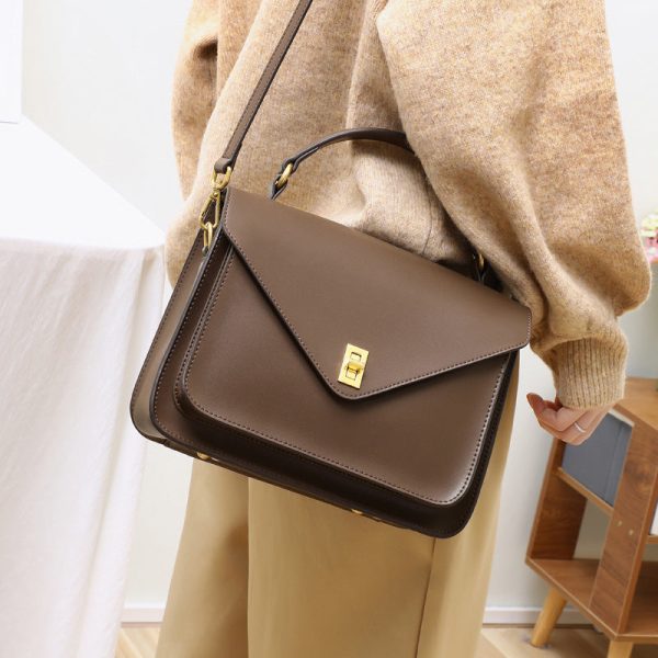 10dfc148-33ed-47bc-8182-2855707b0eee.jpg Fashion Retro Leather Handbag Women's