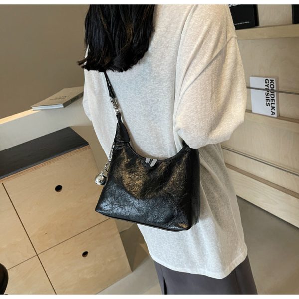 41c604e0-437f-4c0c-a673-6705f07a3433.jpg High-grade Light Luxury Glossy Dumpling Bag Casual