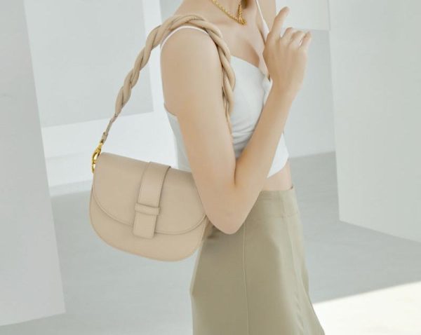 45a8d056-afcc-410d-9b55-4d2590bbf9a2.jpg Women's Leather Round Casual Shoulder Crossbody Bag