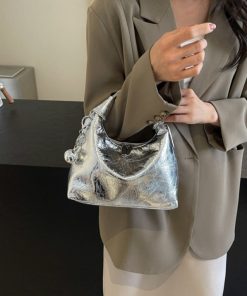 84d9dd06-3729-4b73-b934-6e215819737a_fine.jpg High-grade Light Luxury Glossy Dumpling Bag Casual