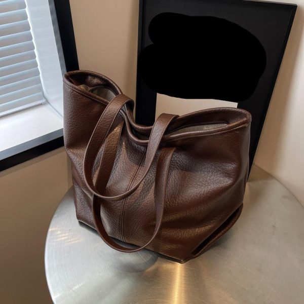 d0efd80d-3a37-48da-b7cf-ec7507fa28dd.jpg Niche, High-end Commuting Retro Women's Tote Bag